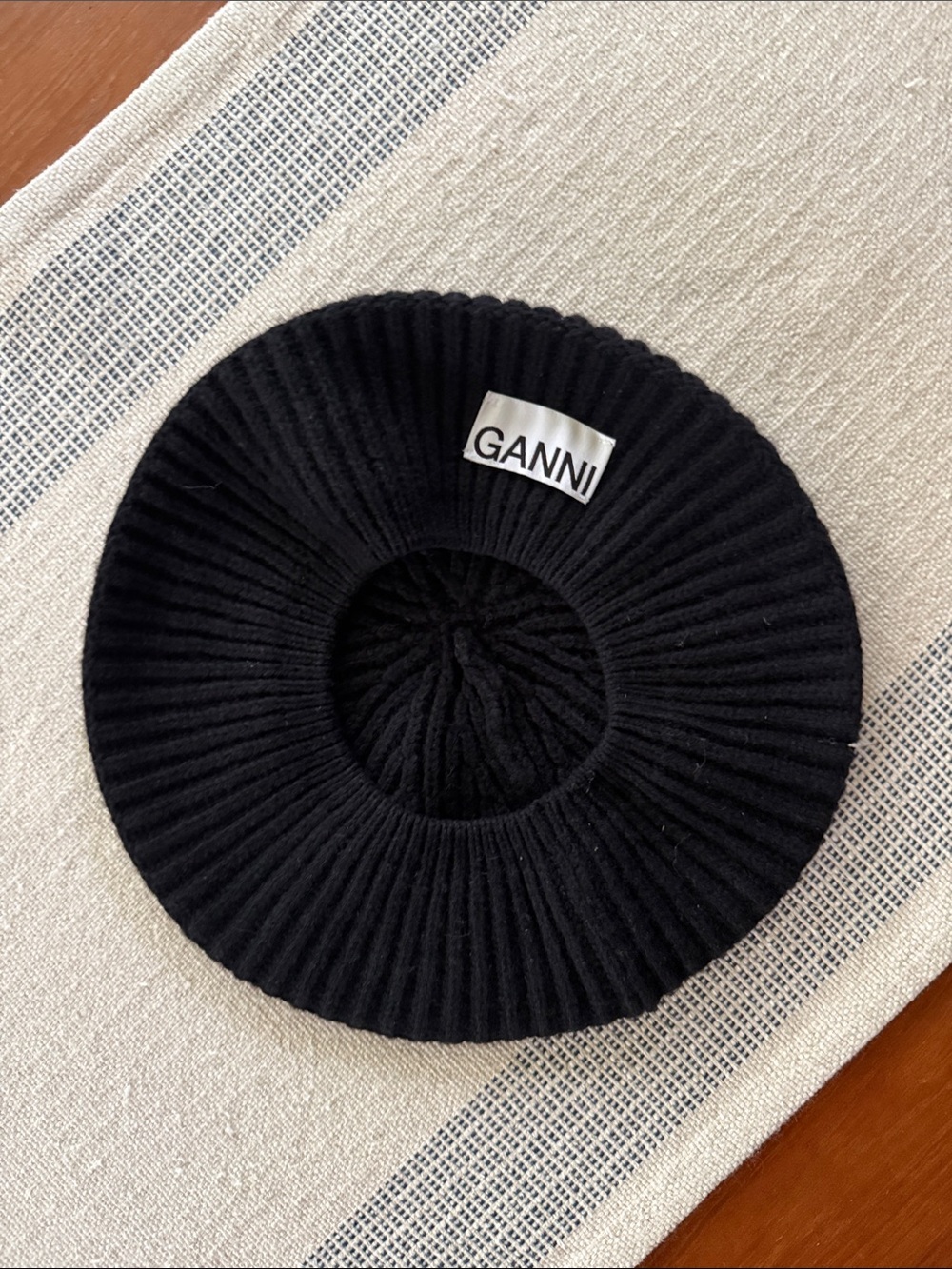 Ganni Black Ribbed Knit Beret with Logo Tag